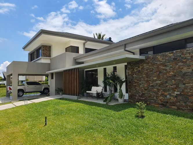 Casa de Lujo en Venta en Condominio Exclusivo – La Garita, Alajuela - Imagen 6