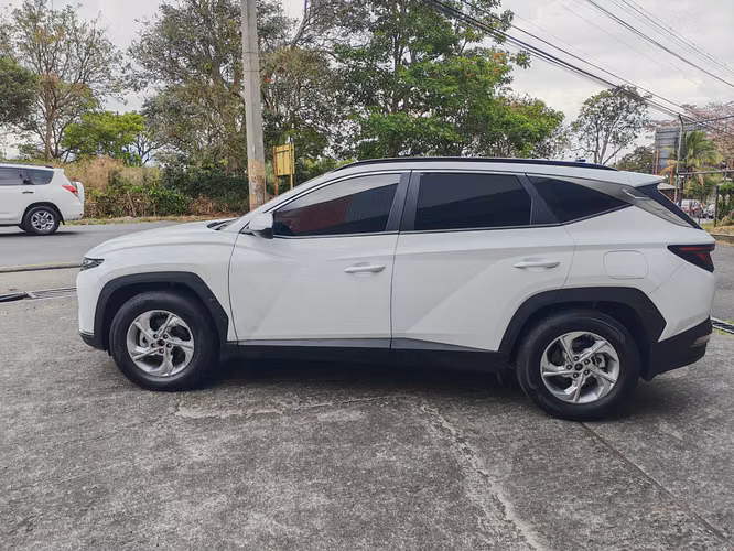 Hyundai Tucson automatixo 4x4,mod 2024