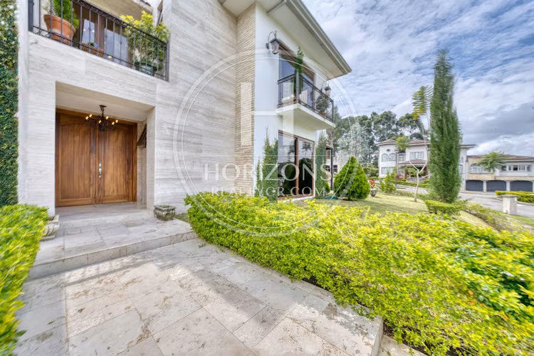 Casa Lujo Colinas Montealegre, Tres Ríos 4 Hab | nja1373iv