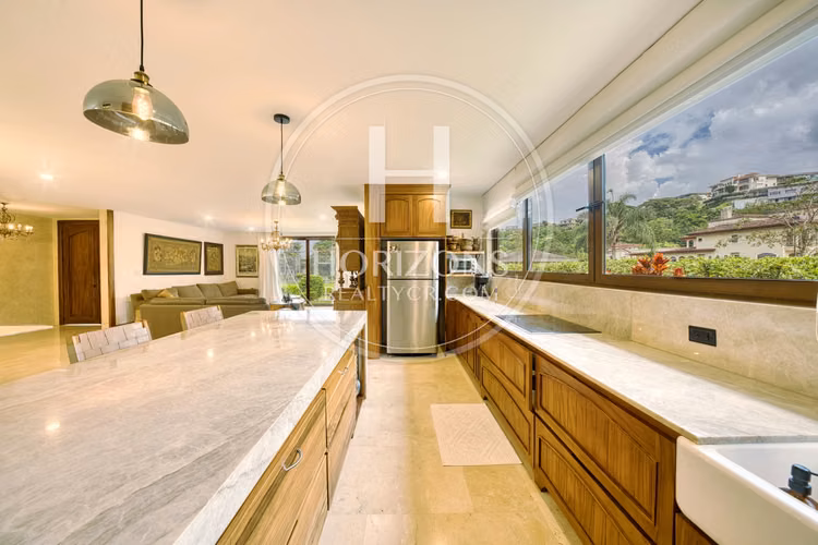 Casa Lujo Colinas Montealegre, Tres Ríos 4 Hab | nja1373iv