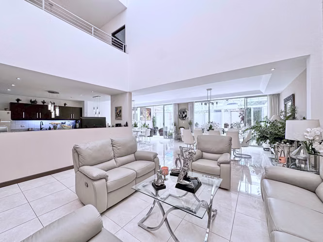 Casa Guachipelin 183  | Large Spaces & Yard | Escazu Suburban Living - Imagen 4