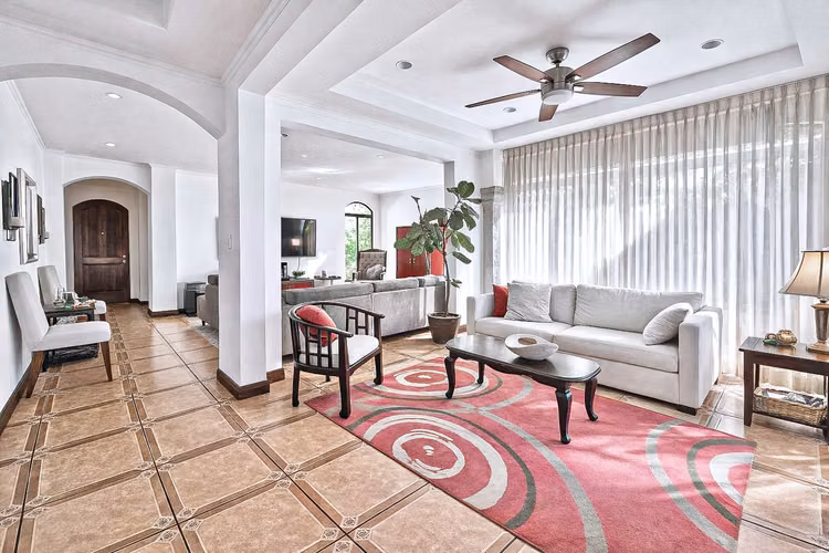 Casa Rosewood | Lindora Santa Ana | Walkable to Cafes & Stores - Imagen 2