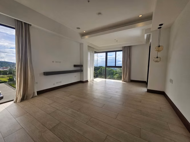 Flats 21, Lomas del Valle - 2DOR/2.5BA - 205 M2 *** SIN MUEBLES ***