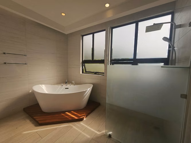 Flats 21, Lomas del Valle - 2DOR/2.5BA - 205 M2 *** SIN MUEBLES ***