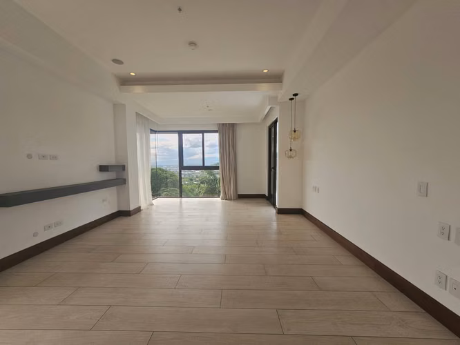 Flats 21, Lomas del Valle - 2DOR/2.5BA - 205 M2 *** SIN MUEBLES ***