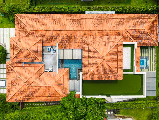 RESIDENCIA DE LUJO  EN HACIENDA LINDORA - Imagen 2