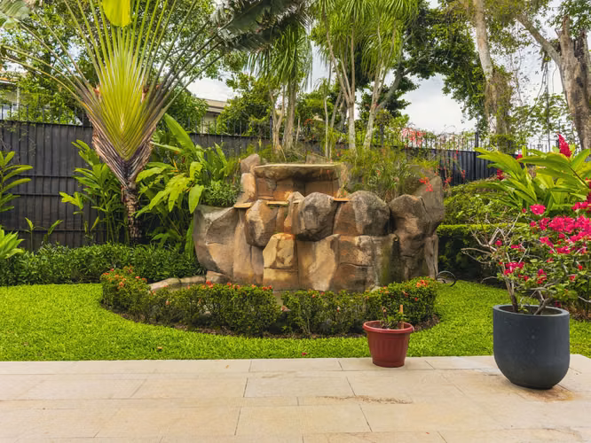 RESIDENCIA DE LUJO  EN HACIENDA LINDORA - Imagen 17