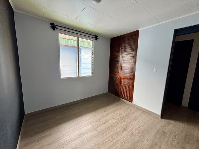 Apartamento Amueblado en Condominio Los Alpes – Curridabat Centro
