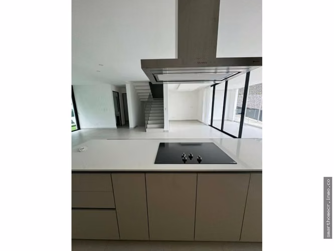 ALQUILER Y VENTA DE CASA EN CONDOMINIO EN POZOS, SANTA ANA* - Imagen 3