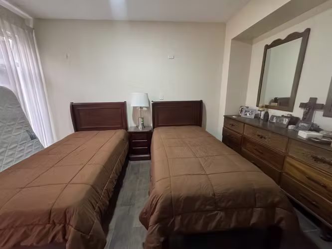 SE VENDE CASA EN  Residencial Cipreses DE CURRIDABAT
