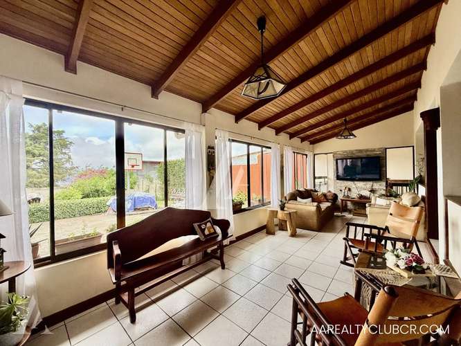 Cartago, Casa una Planta | Uso Mixto | Amplio Parqueo Gran Visibilidad Comercial