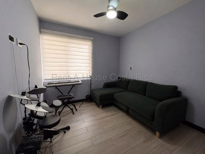 Venta de casa de un nivel en Santa Ana Piedades - Imagen 11