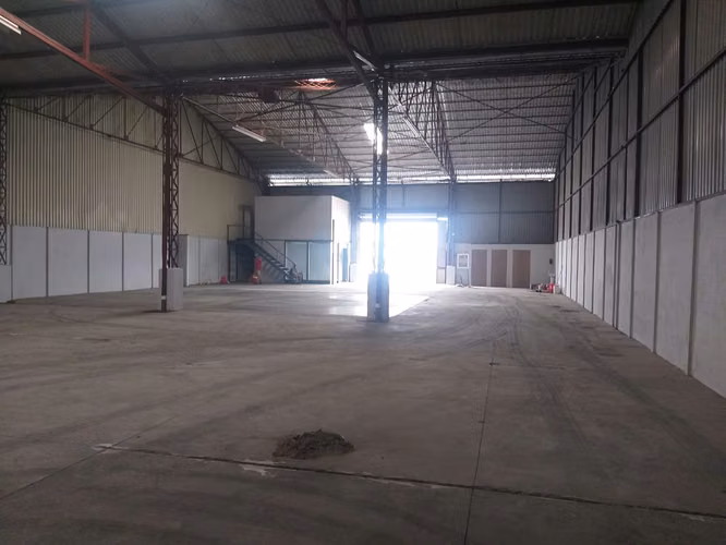 Bodega en alquiler 760 metros