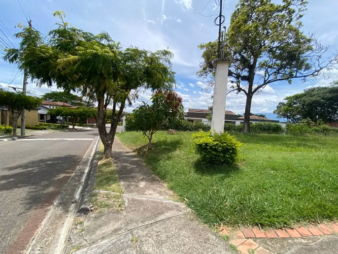 LOTE EN VENTA EN CONDOMINIO – GUÁCIMA, ALAJUELA - Imagen 2