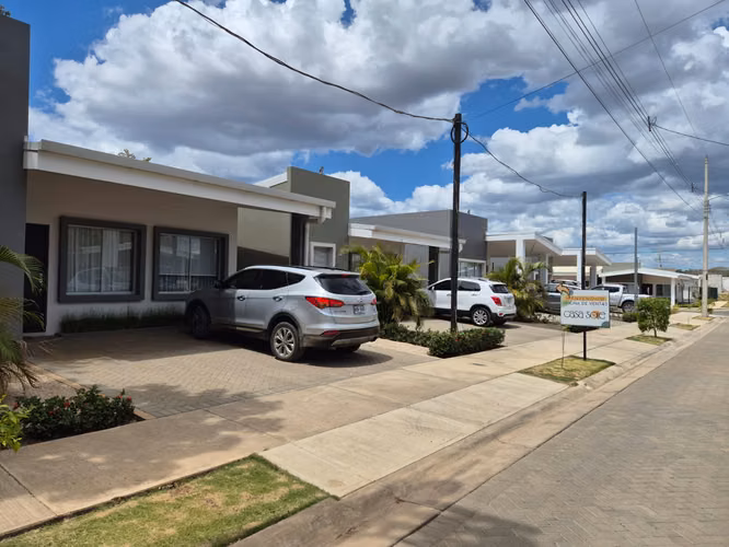 Casas en Condominio cerca de Playas del Coco