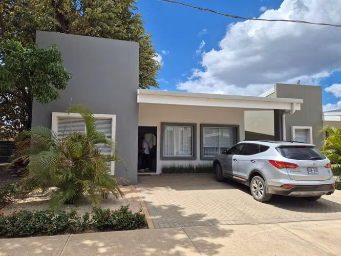 Casas en Condominio cerca de Playas del Coco