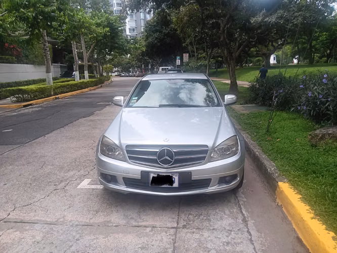 Mercedes C180 2009