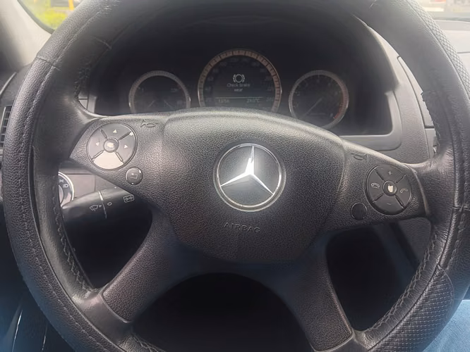 Mercedes C180 2009