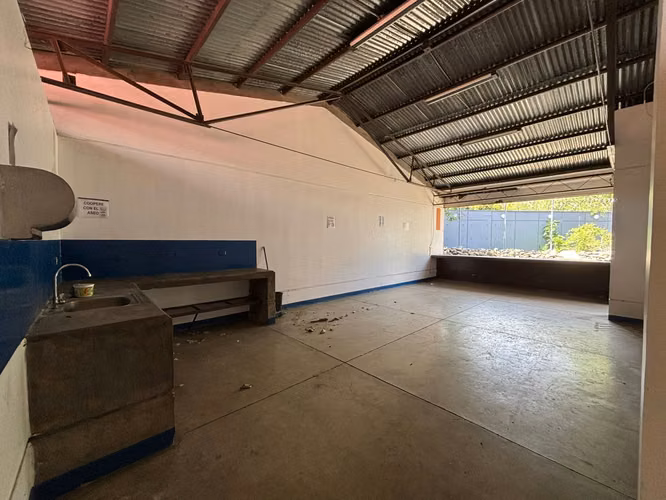 Bodega Comercial y Industrial