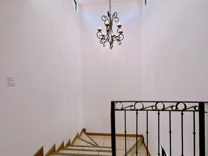 CASA EN VENTA EN CONDOMINIO EN SANTA ANA - Imagen 15
