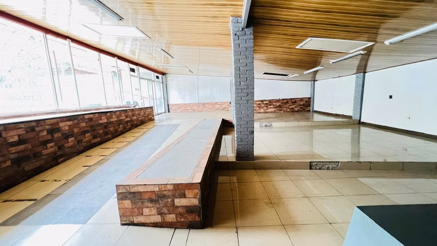 BODEGA / LOCAL COMERCIAL EN ALQUILER – PIEDADES, SANTA ANA - Imagen 19