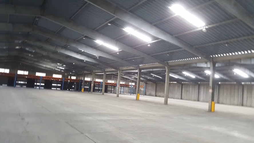 Bodega Industrial 3800 metros - Imagen 2