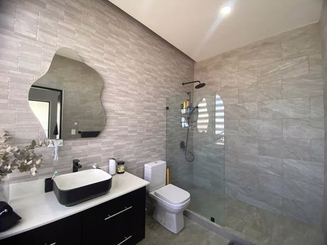 Casa Moderna en Condominio Exclusivo | Bello Horizonte, Escazú - Imagen 7