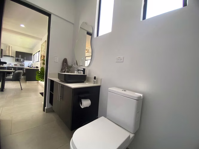 Casa Moderna en Condominio Exclusivo | Bello Horizonte, Escazú - Imagen 8