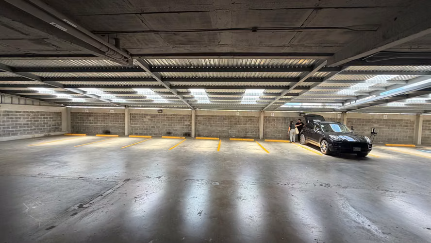 Venta / Alquiler Oficinas Corporativas | Edificio Urbania | Escazú