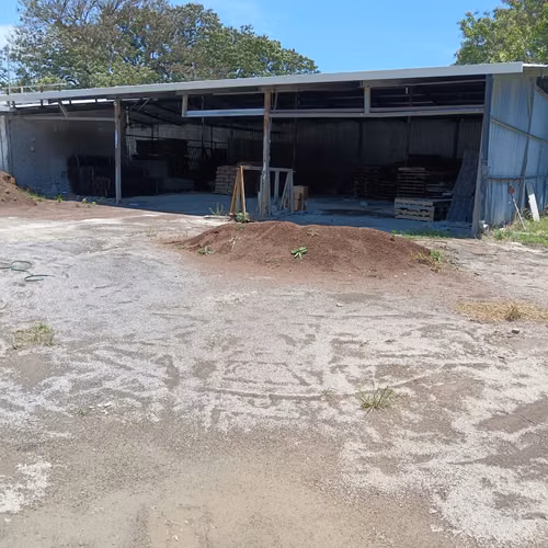 Bodega con espacio de maniobra, 300 m2 techados, San Rafael de Alajuela
