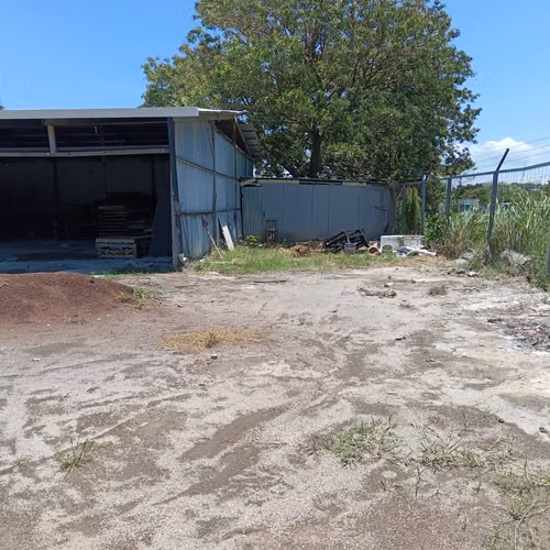 Bodega con espacio de maniobra, 300 m2 techados, San Rafael de Alajuela