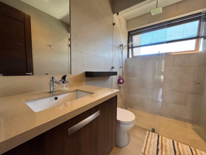 Venta de casa en condominio exclusivo en Lindora Santa Ana - Imagen 11
