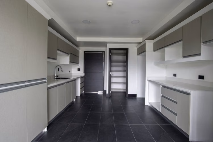 Venta de Pent-House en Mata Redonda, San José, Condominio Sabana Real