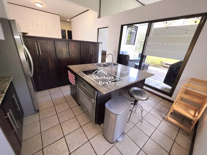 Venta de casa esquinera,  una planta en Condominio, Santa Ana - Imagen 10