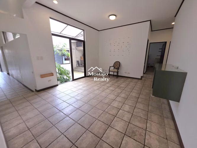 Venta de casa esquinera,  una planta en Condominio, Santa Ana - Imagen 14