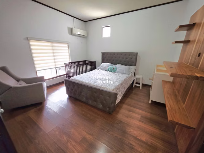 Venta de casa esquinera,  una planta en Condominio, Santa Ana - Imagen 9