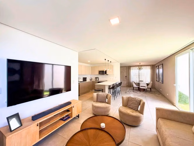 Casa en venta en Guachipelín 310, Escazú | 232 m² - Imagen 4