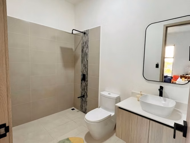 Casa en Venta o Alquiler en Lindora - Imagen 12