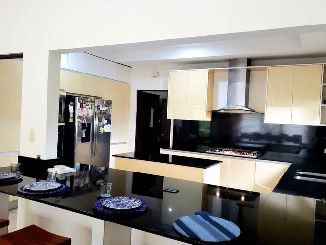 Casa de Lujo en Venta en Pozos de Santa Ana