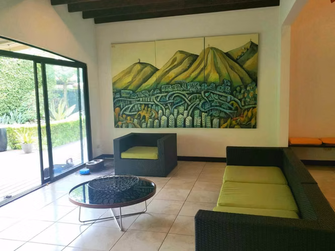 Casa de Lujo en Venta en Pozos de Santa Ana