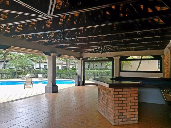 Casa de Lujo en Venta en Pozos de Santa Ana