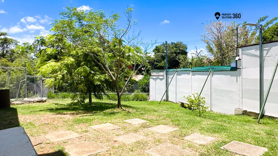 Casa esquinera en venta en condominio Valeria en Mercedes, Heredia - Imagen 20
