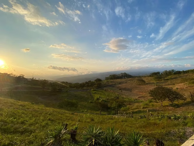 Hermoso Lote en Venta con Impresionantes Vistas en San Ramón