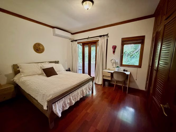 Venta de Casa - montañas de Santa Ana