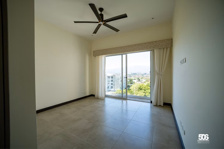 Alquiler Apartamento en Guachipelin, Escazu, vista panorámica, línea blanca