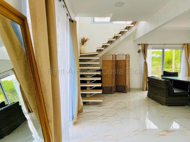 VENTA Casa Tipo Quinta en San Pedro de Turrubares: Naturaleza, Vista y Paz Total