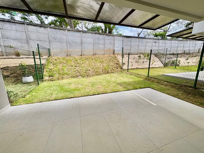 ALQUILER ¡ BARREAL HEREDIA ESTRENE CASA MODERNA 2 NIVELES 4HAB/ JARDIN