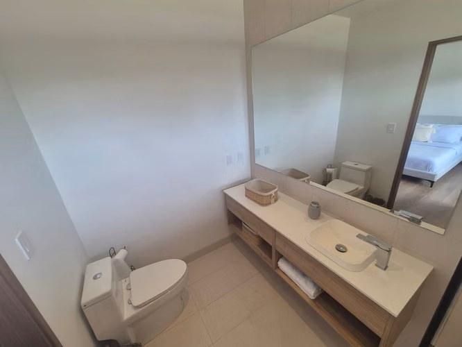 ALQUILER ¡ BARREAL HEREDIA ESTRENE CASA MODERNA 2 NIVELES 4HAB/ JARDIN