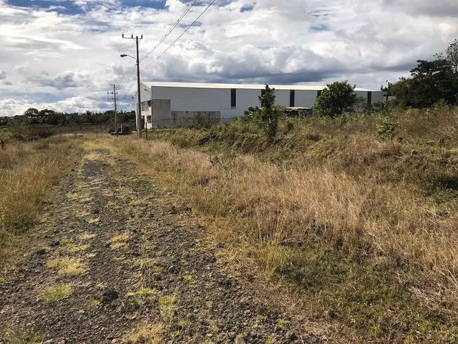Bodega Industrial 2000 metros