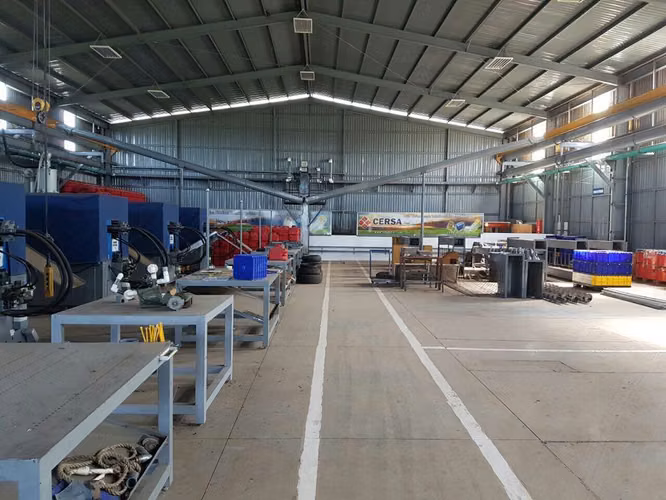 Bodega Industrial 2000 metros